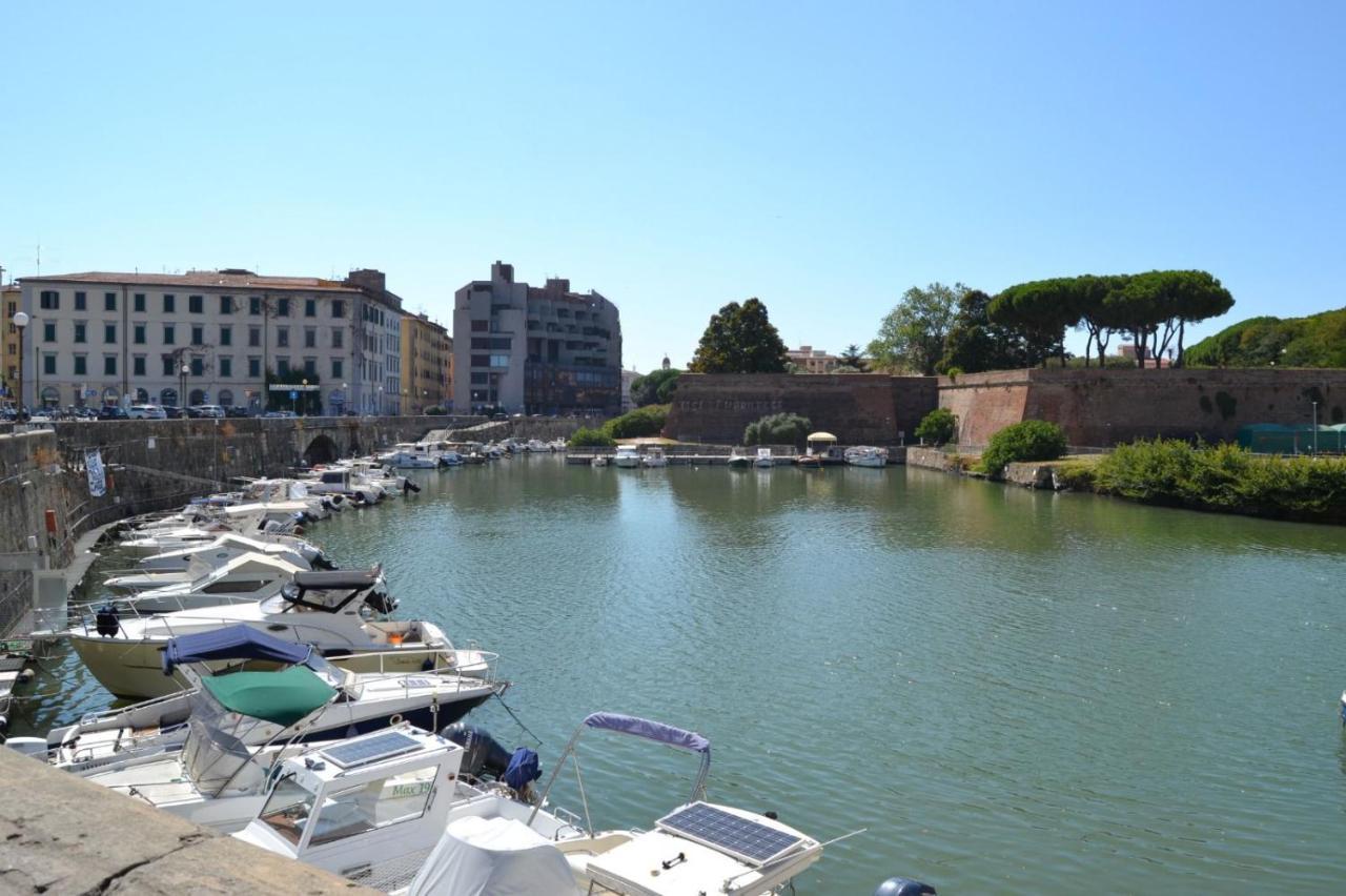 Appartamento Centro Citta Free Private Car Parking Livorno Ngoại thất bức ảnh